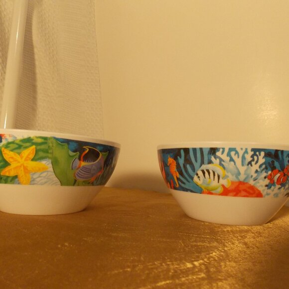 Bowls /Different Creatures of the Sea - Picture 2 of 4